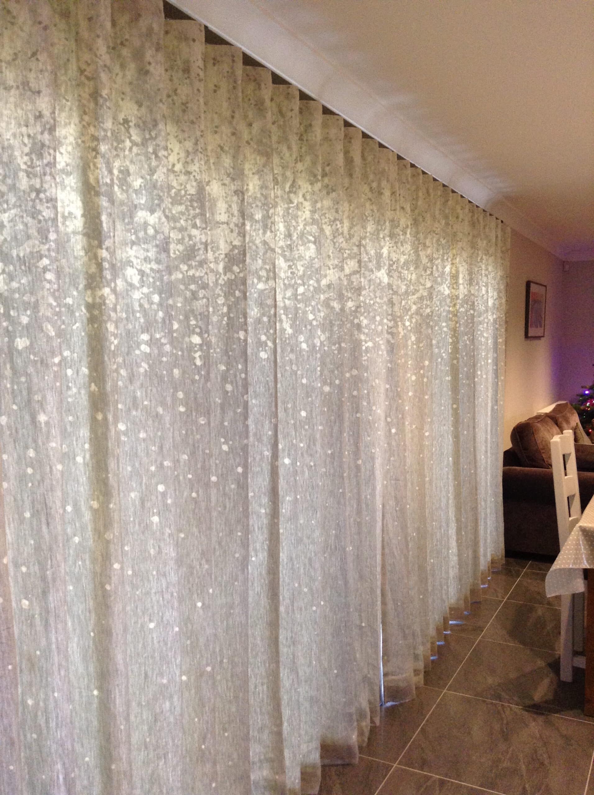 Wave tape curtains